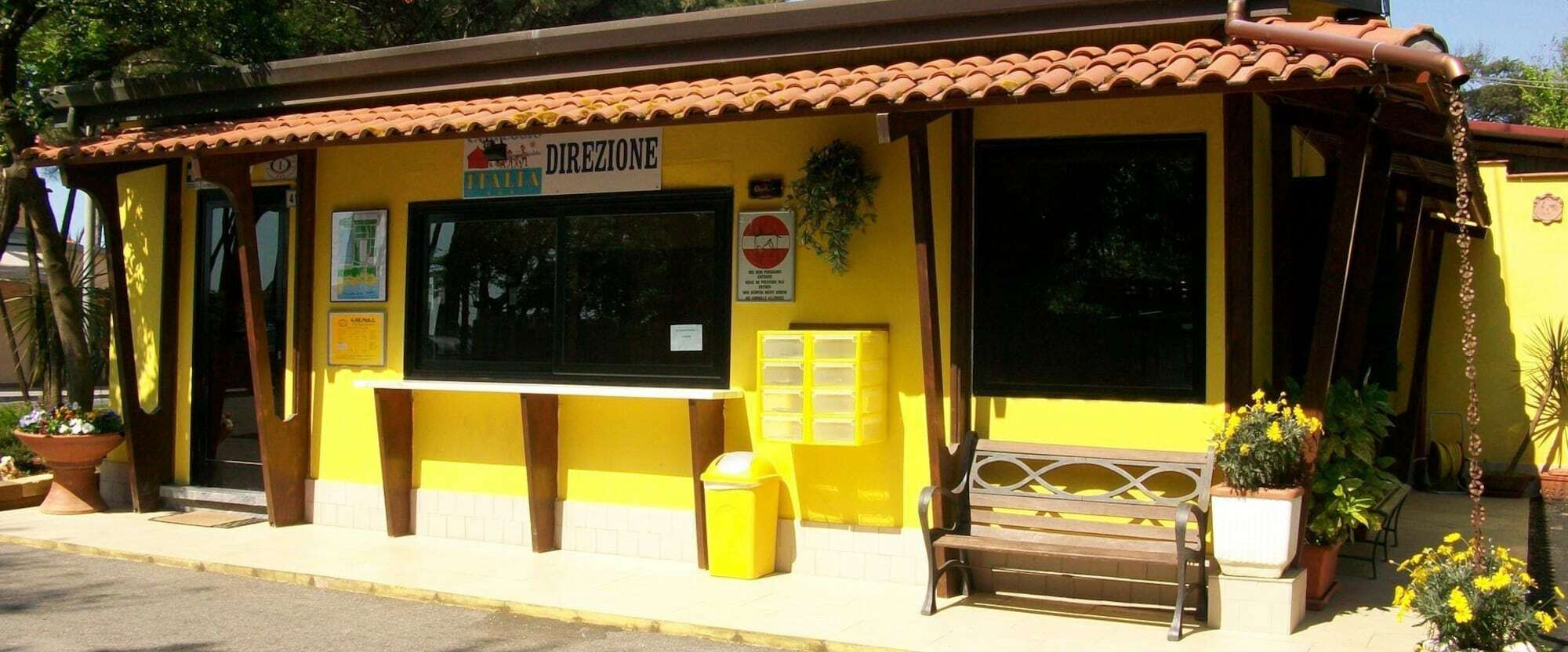 凯朋格意大利酒店 马里纳迪马萨 外观 照片